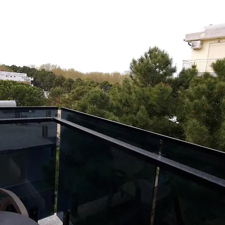 Sea View Apartman *